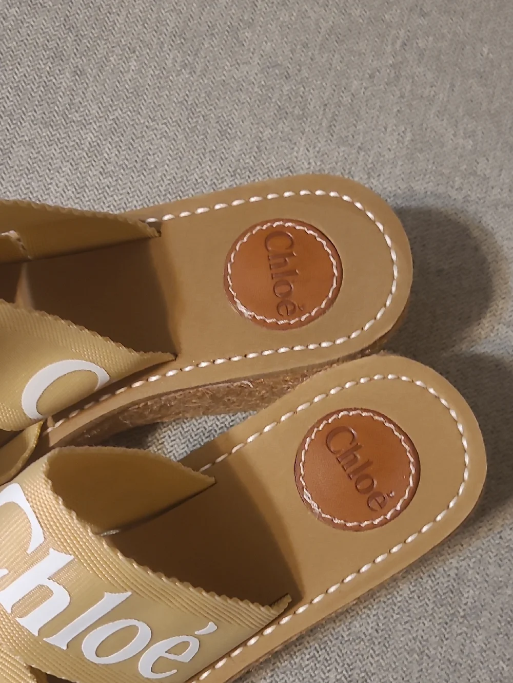 Chloe' Woody Wedges - Picture 2 of 6
